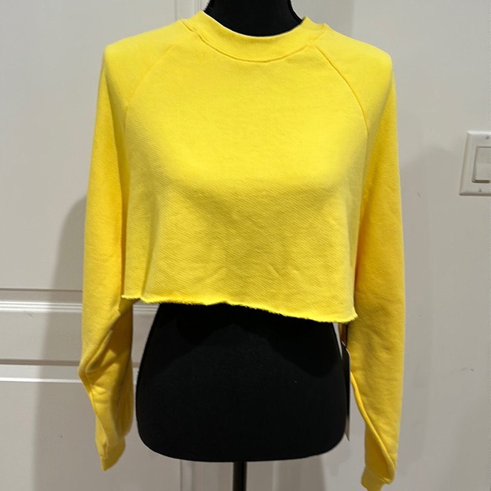 ALO YOGA color sunbeam bright yellow size double take cotton pullover